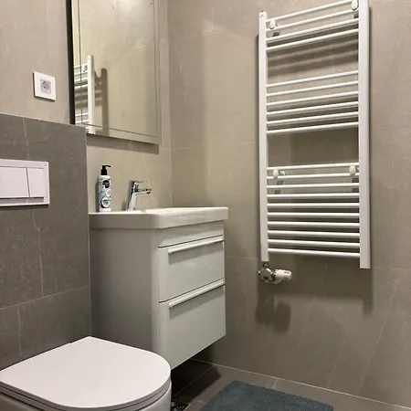 Diona Apartamento *